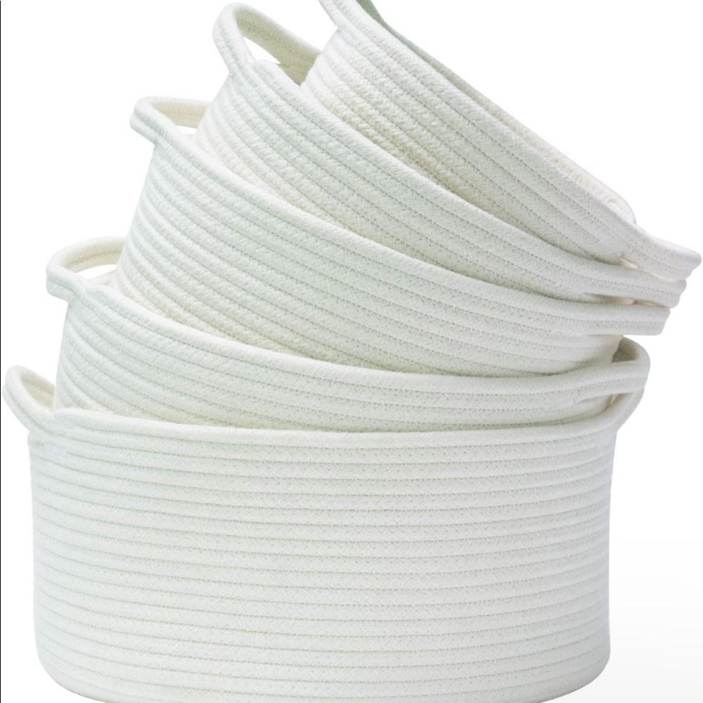 White organizer baskets